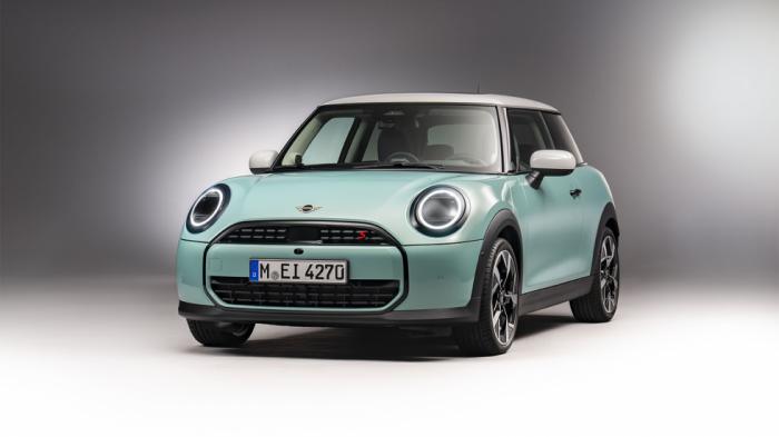 Νέα MINI Cooper C και Cooper S έως 204 άλογα Νέα MINI Cooper C και Cooper S έως 204 άλογα